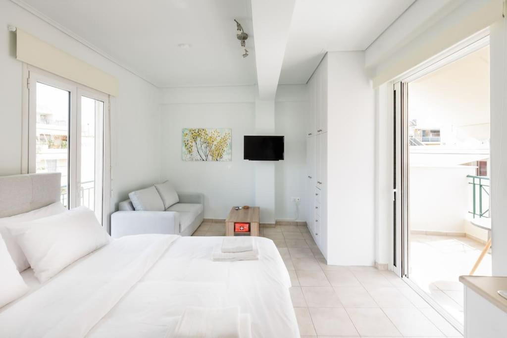 אתונה Adorable Sunny Studio With Private Balcony I מראה חיצוני תמונה